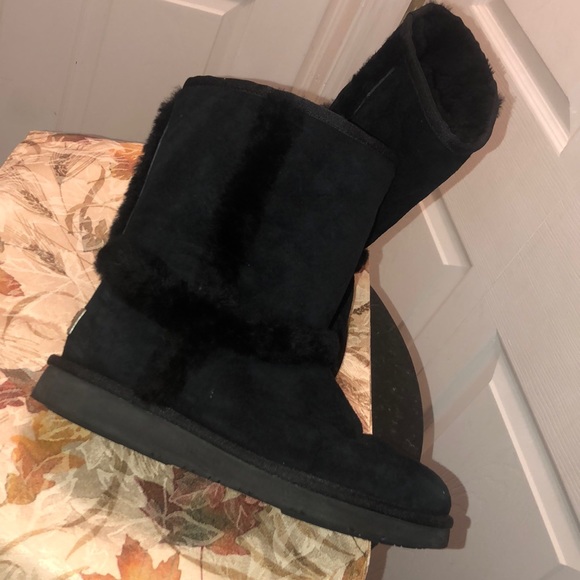 Uggs Australia Black Boots - Picture 3 of 6